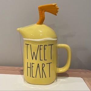 Rae Dunn Mug with topper.  NEW. Tweet Heart.
